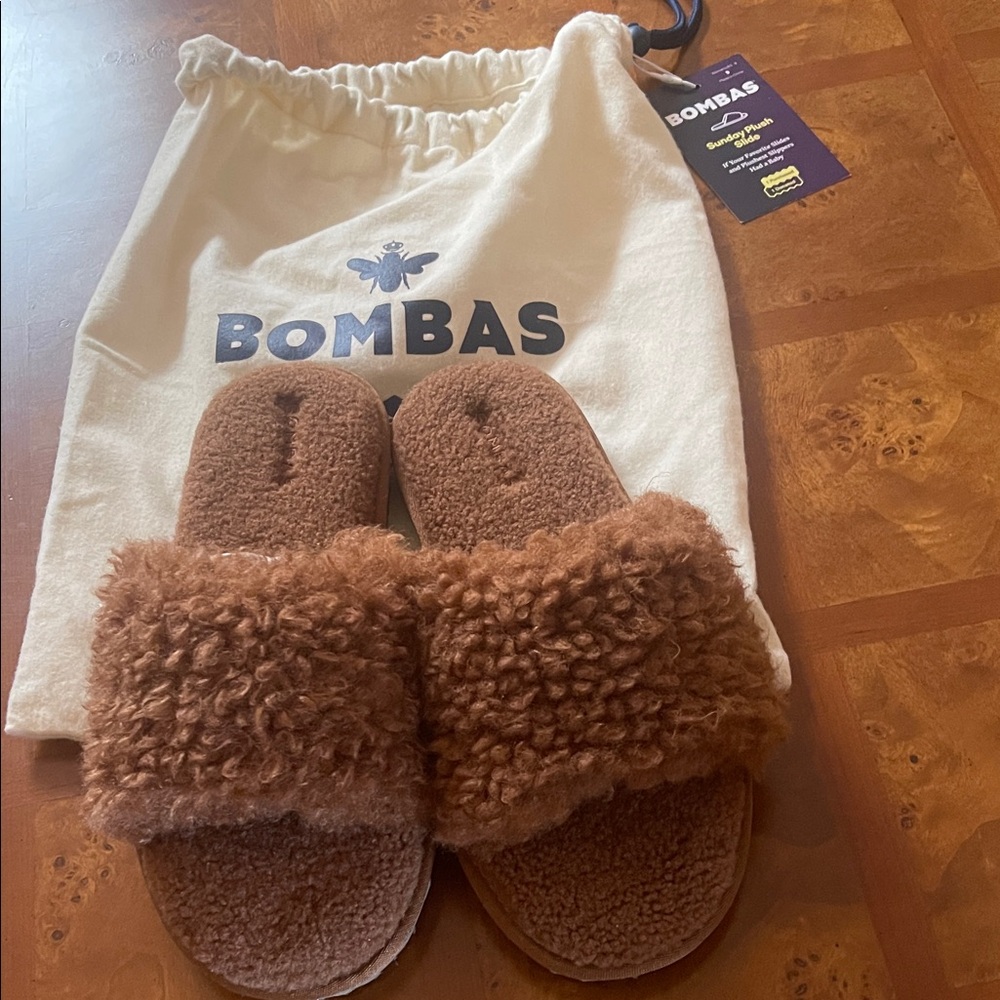 Bombas Warm Brown Fuzzy Slippers